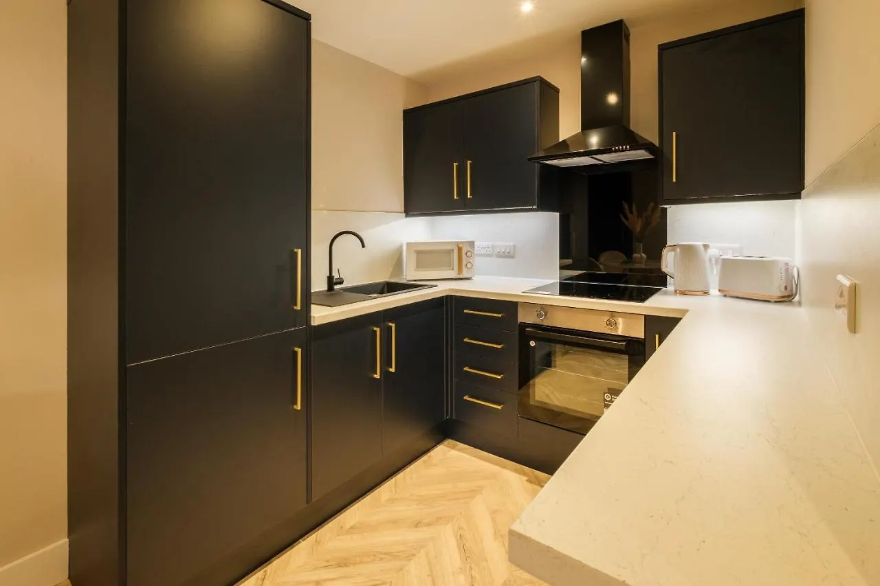 West End Retreat - Sja Stays - 2 Bed Apartment Абердин