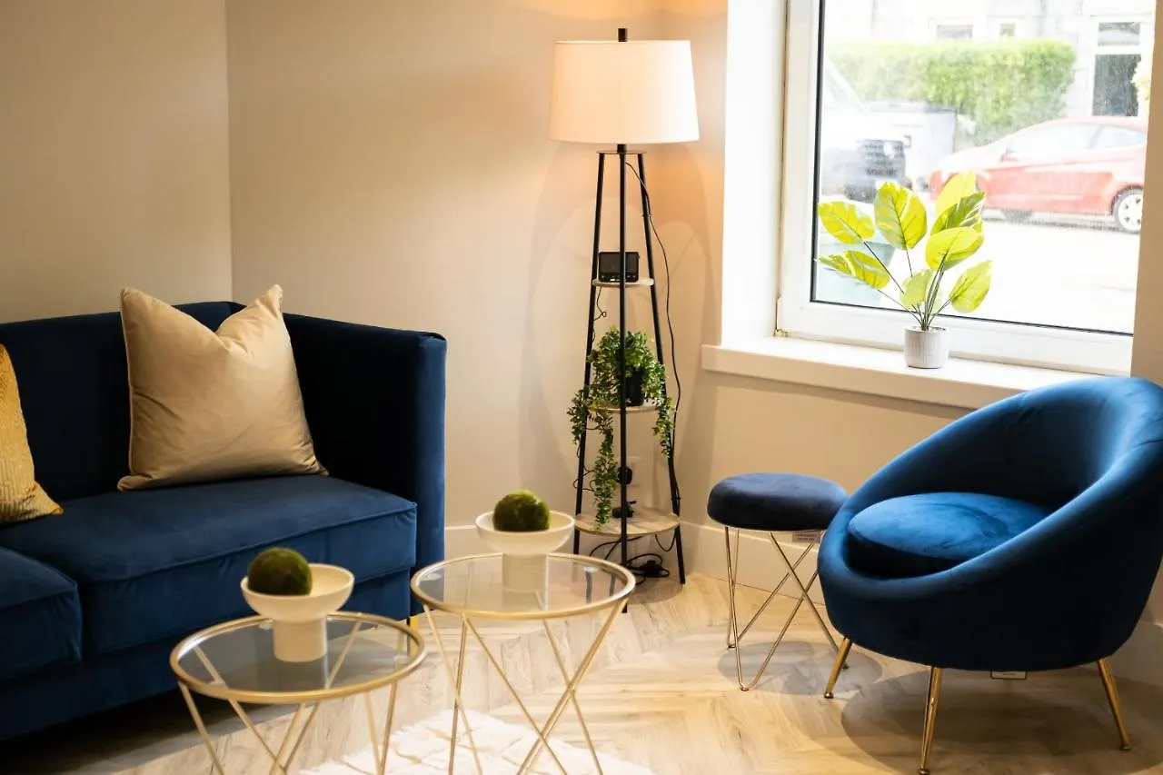 West End Retreat - Sja Stays - 2 Bed Apartment Абердин