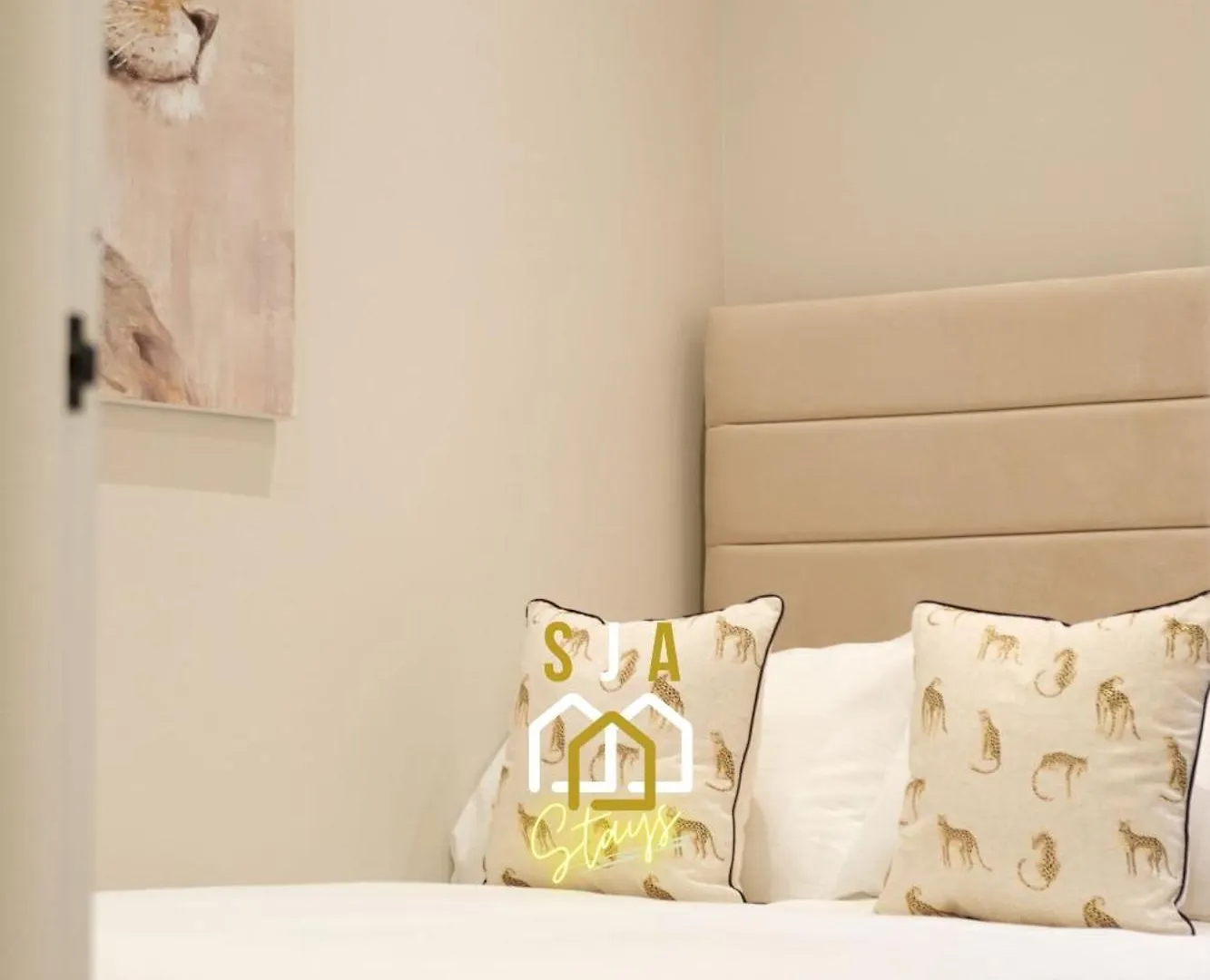 West End Retreat - Sja Stays - 2 Bed Apartment Абердин
