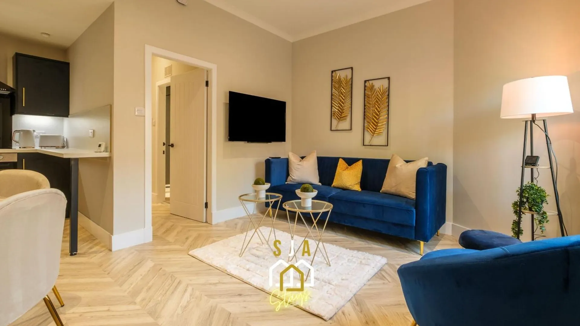 West End Retreat - Sja Stays - 2 Bed Apartment Абердин